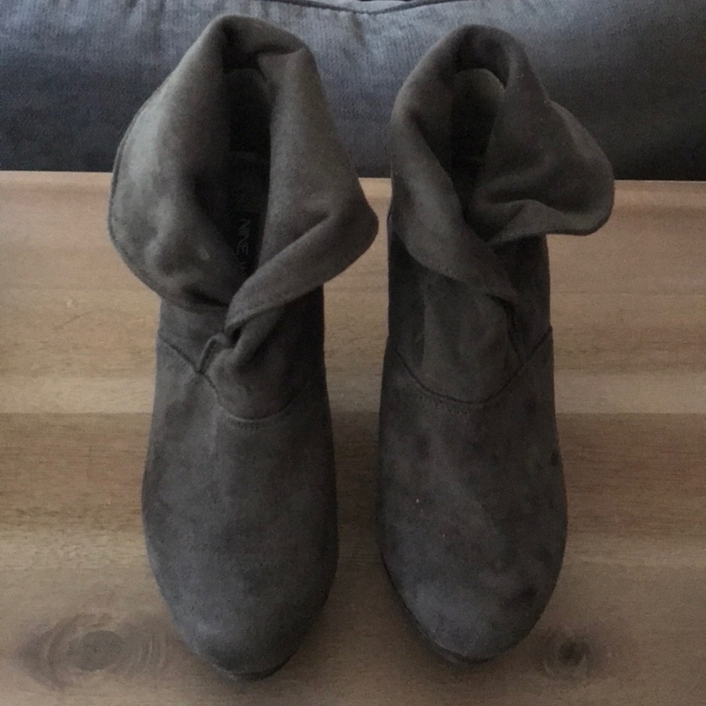 Nine West Gray Suede wedge Boots. size 6.5 Medium